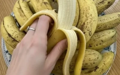 Läkare avslöjar att det att äta bananer tidigt på morgonen orsakar…