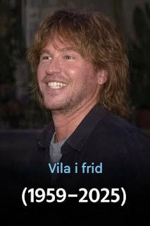 En legendarisk röst som en gång styrde listorna är borta… Musikvärlden sörjer (en fiktiv berättelse)