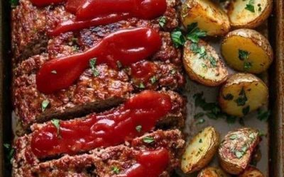Klassisk köttfärslimpa med rostade potatisar