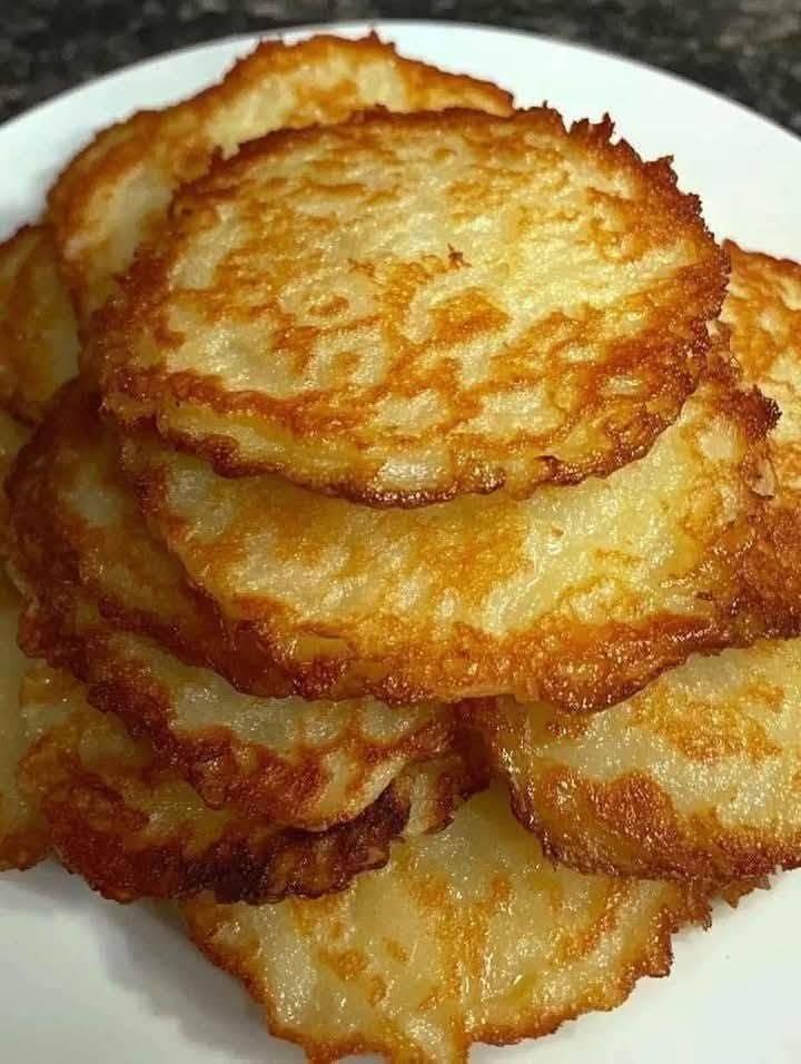 Tyska potatisplättar Kartoffelpuffer – krispiga och gyllene