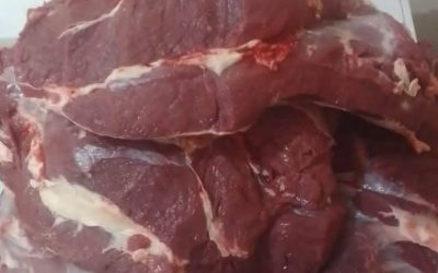 Låt dig inte luras av stormarknaderna. De säljer kött från… Se mer