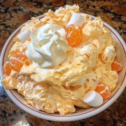 Krämig mandarinsallad med ett moln av sötma, recept i första kommentaren