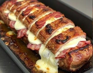 Fläskkarré fylld med ost och bacon… Se mer
